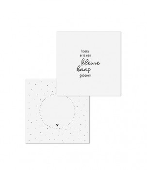 Dubbele kaart met envelop Hoera er is een kleine baas geboren